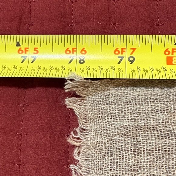 Maneesha Ruia 100% Fine Wool, Lace Trimmed Taupe Scarf 31.5” x 78” - Picture 5 of 6